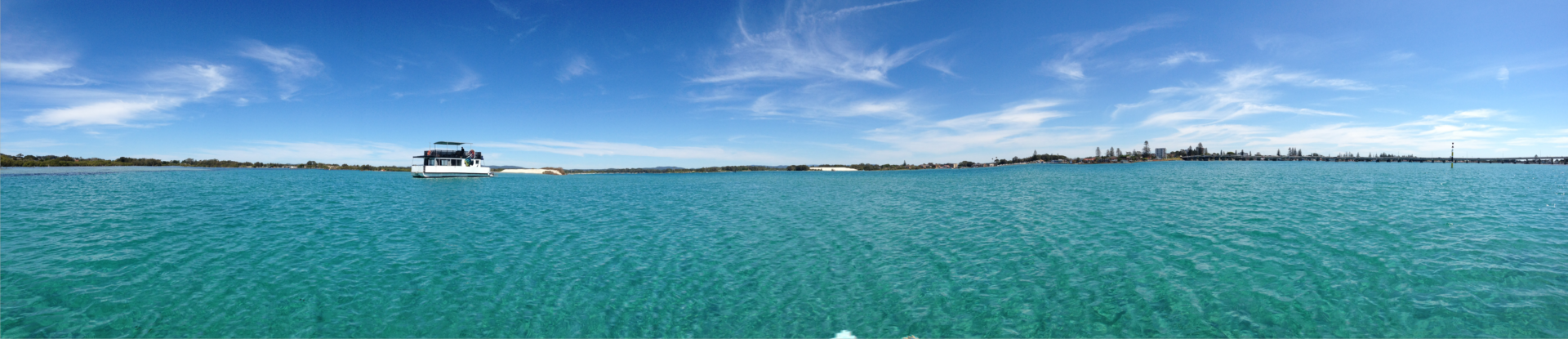 Houseboat Panorama Image